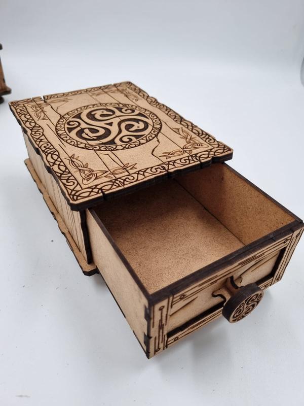 Ahşap Dekoratif Çekmeceli Kutu 16 cm x 12 cm x 8 cm