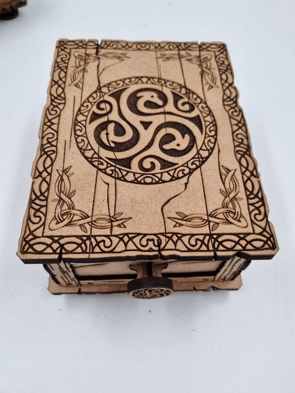 Ahşap Dekoratif Çekmeceli Kutu 16 cm x 12 cm x 8 cm