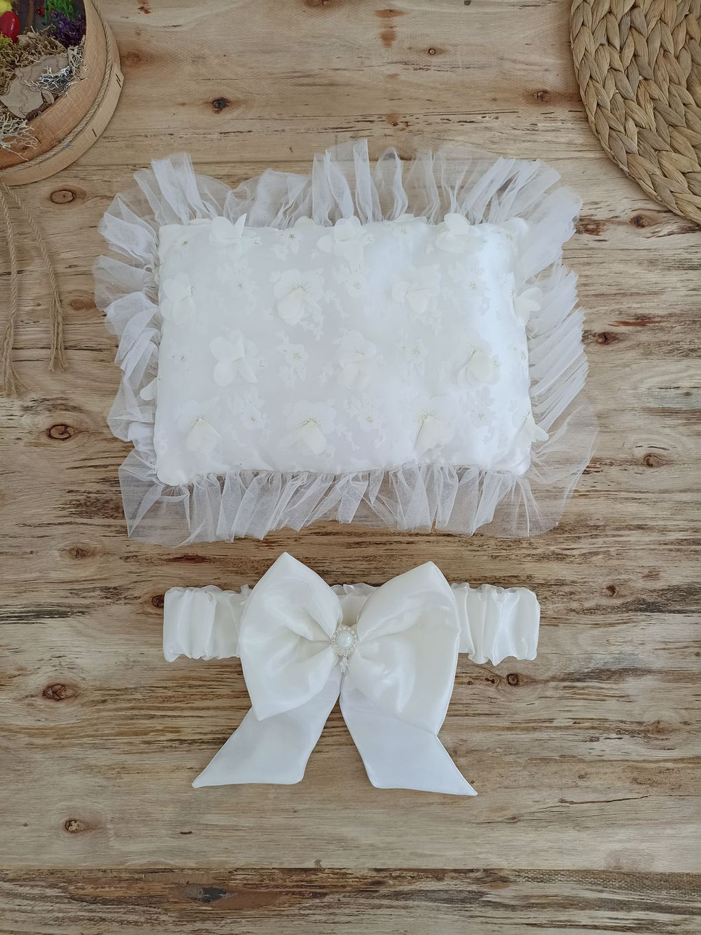 Yenidoğan İzmir İncisi Tül İşlemeli Pamuklu Fiyonklu Kundaklı Lüks 3lü Alt Açma Seti