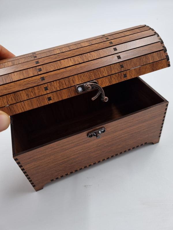 Ahşap Dekoratif Sandık Kutu Ceviz Desenli 16 cm x 9 cm x 12 cm