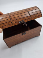 Ahşap Dekoratif Sandık Kutu Ceviz Desenli 16 cm x 9 cm x 12 cm