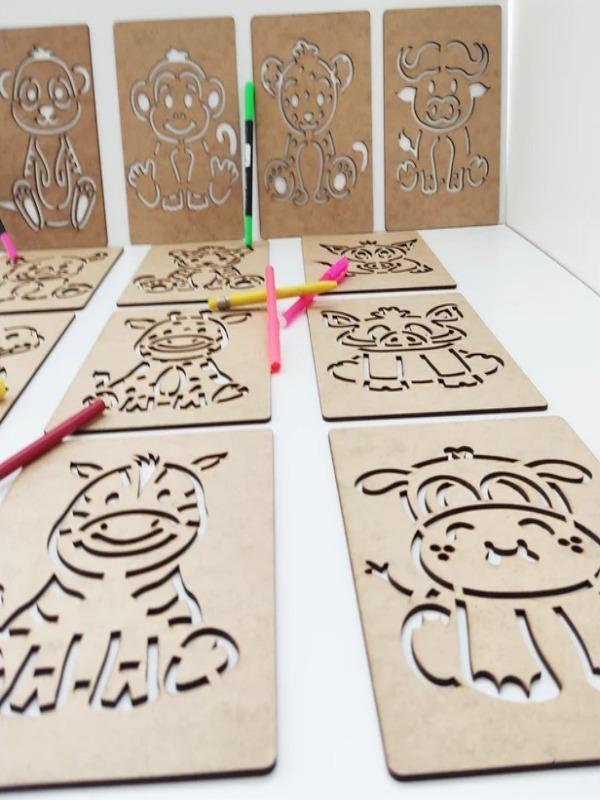 Ahşap Montessori Çizim Seti Afrika Hayvanları Kutulu 17 Adet